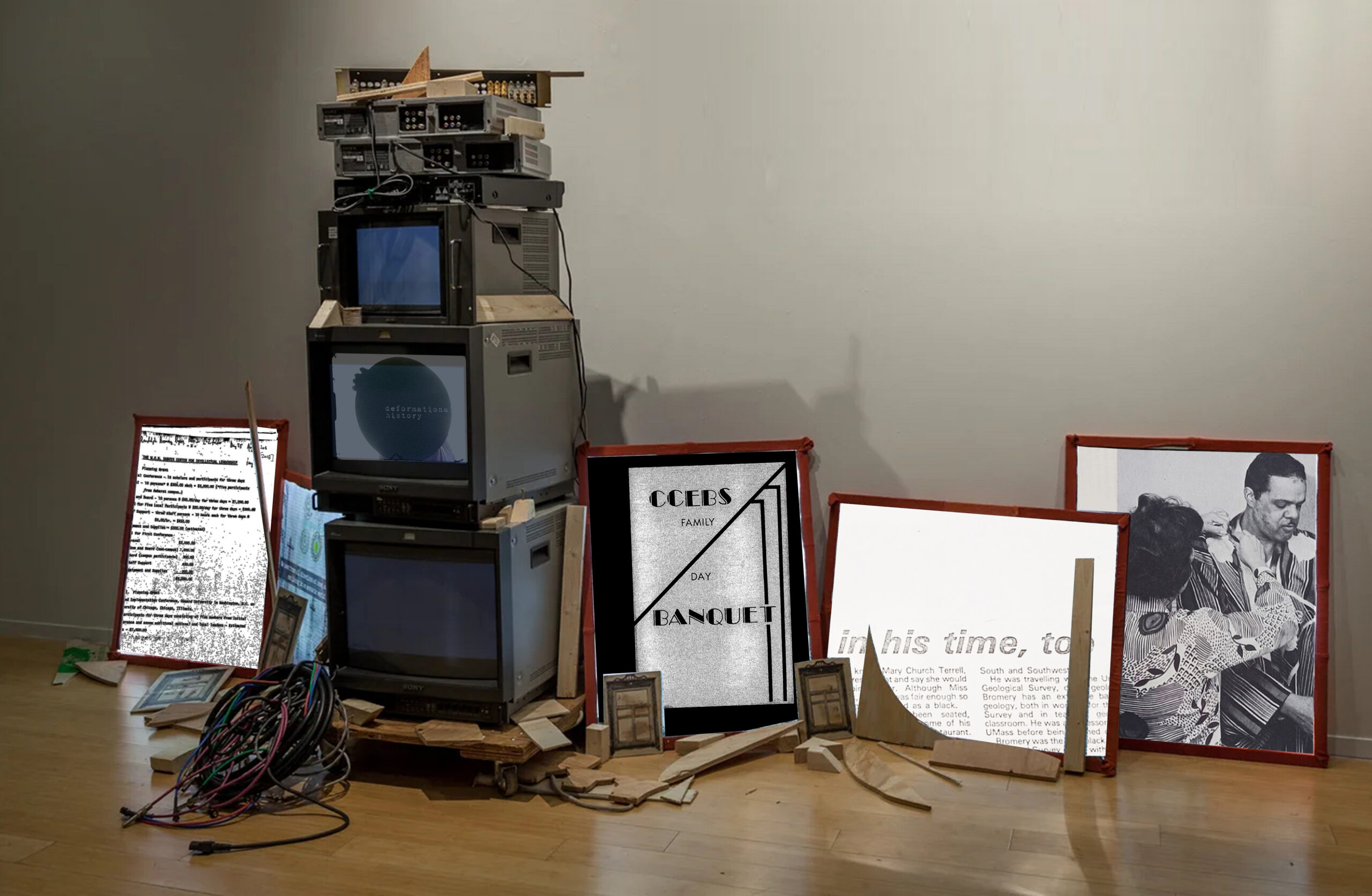 Justin Randolph Thompson: Surveying Gravity